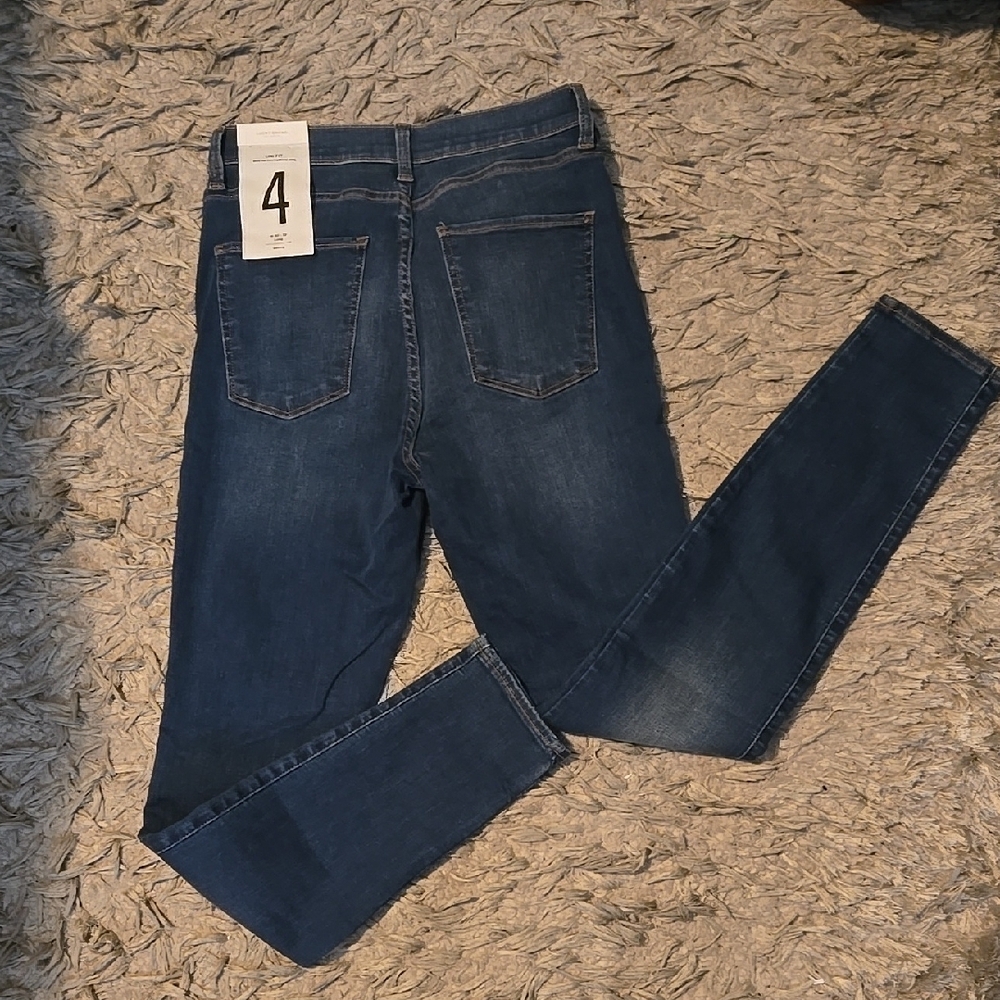 BNWT Lucky skinny jeans (Uni Fit #4) (30x34)